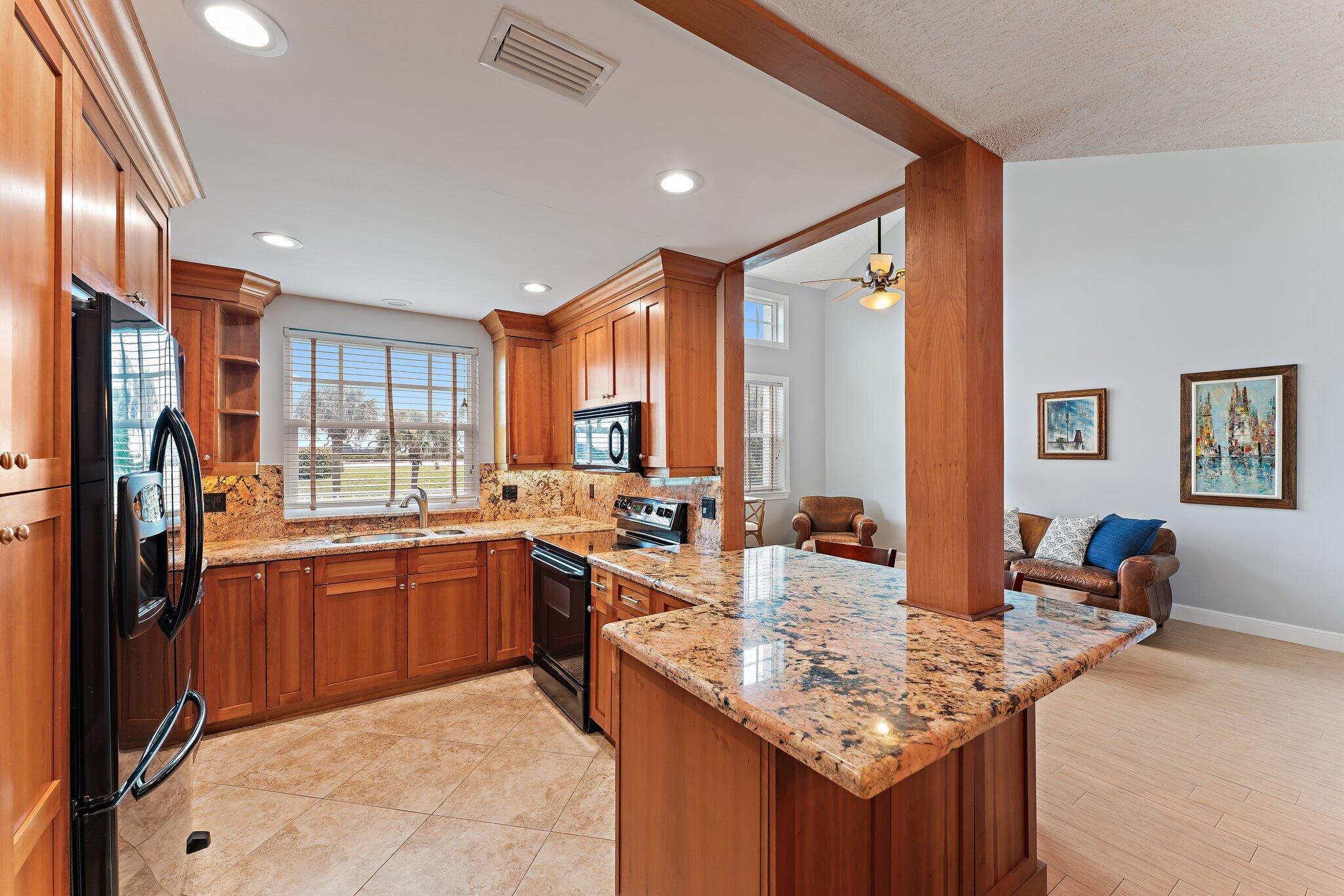 305 Mainsail Circle
