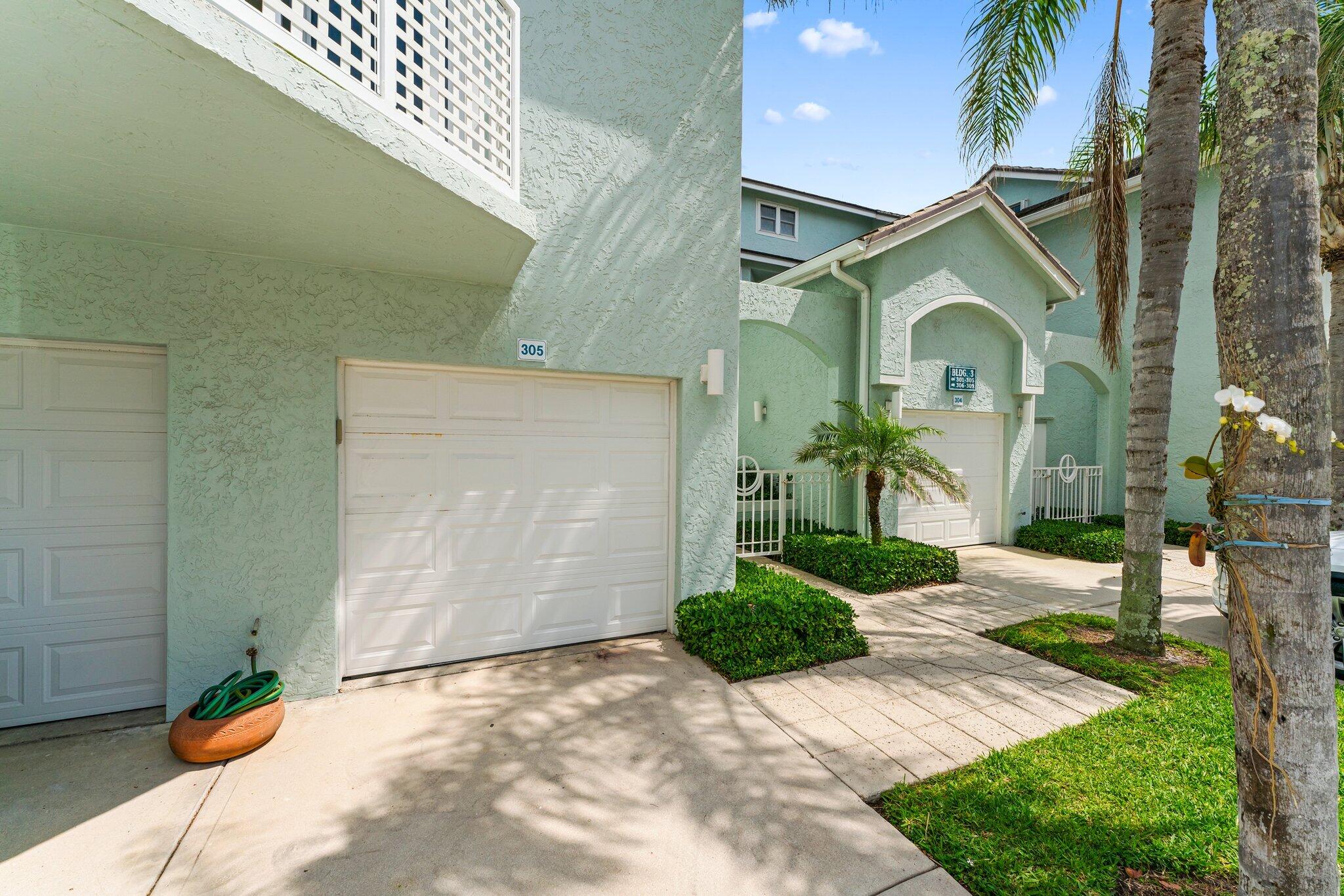 305 Mainsail Circle