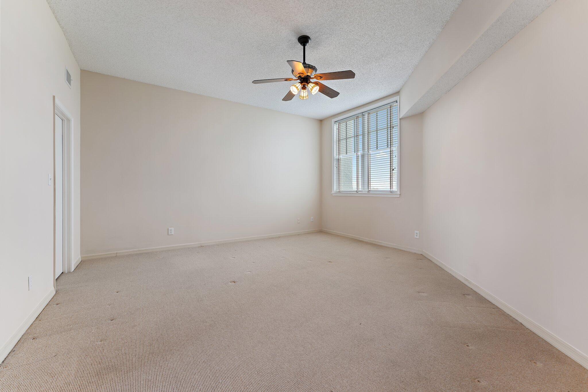 305 Mainsail Circle