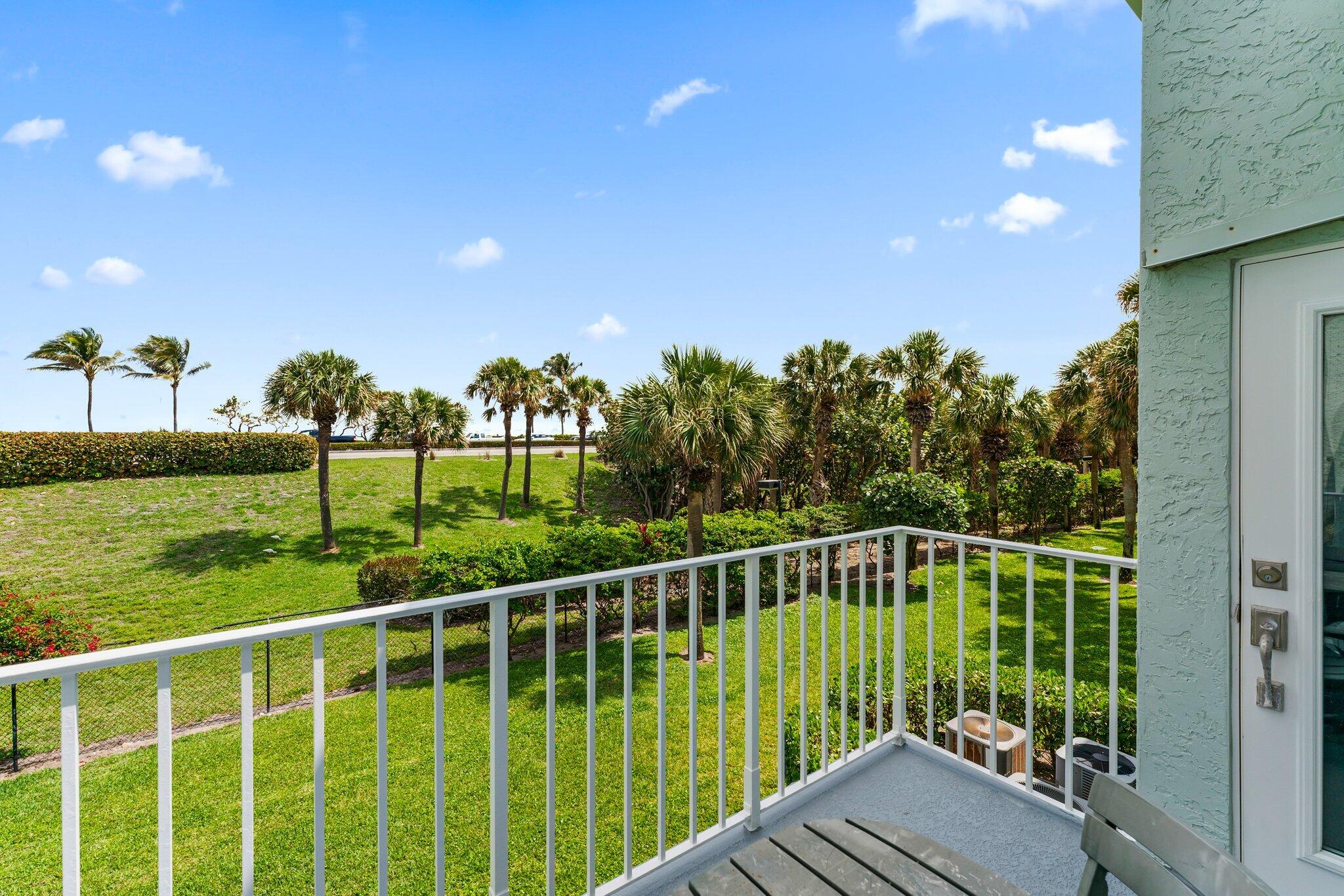 305 Mainsail Circle