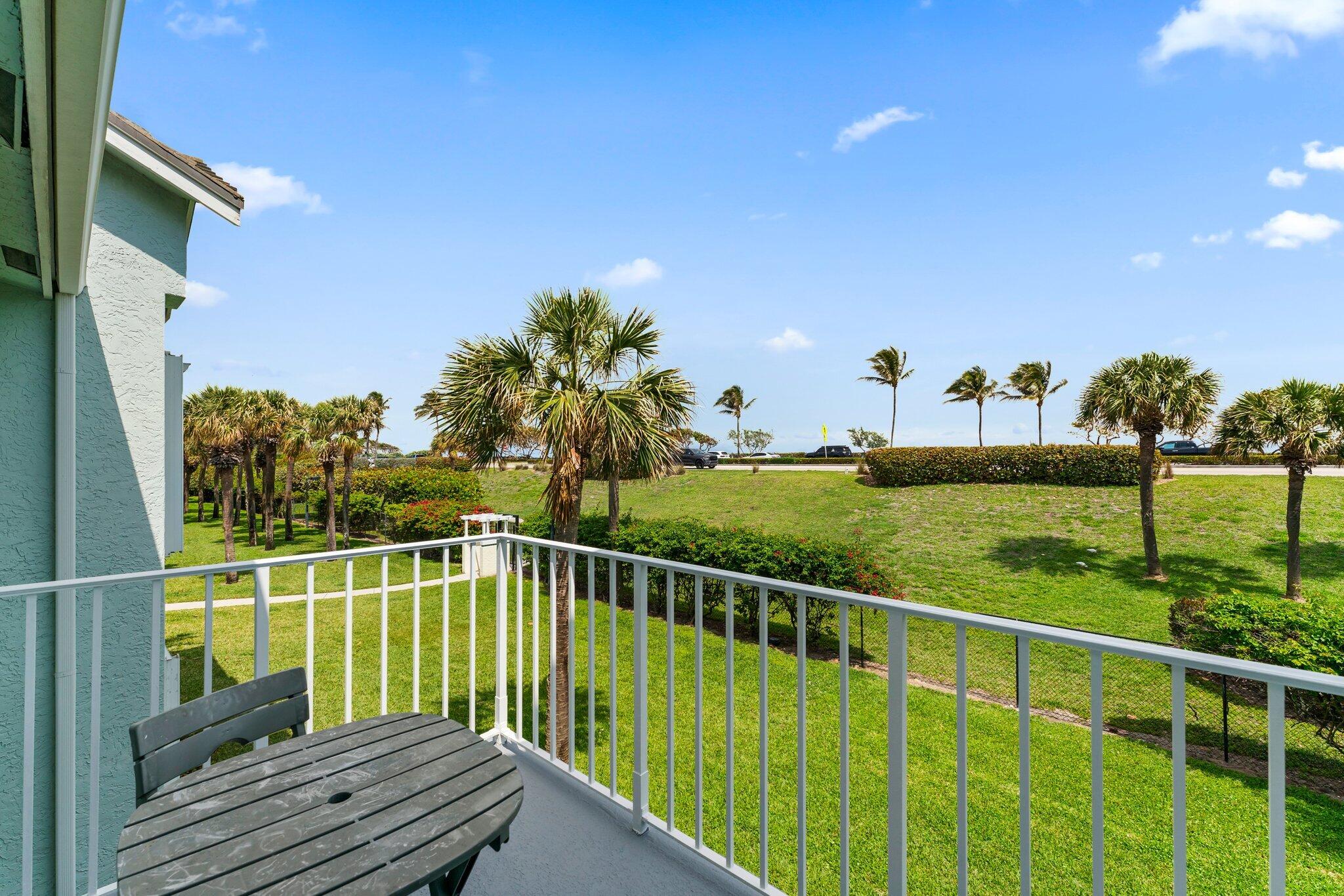305 Mainsail Circle