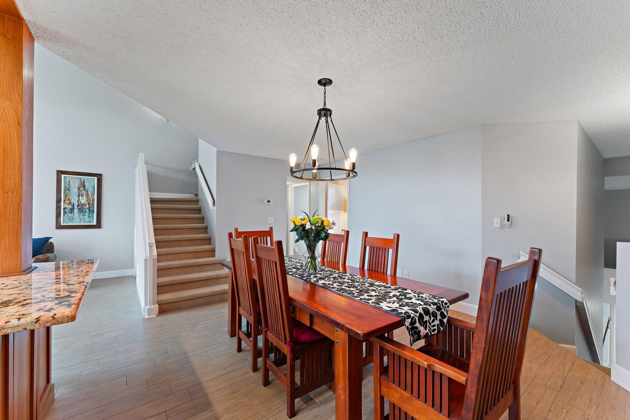 305 Mainsail Circle
