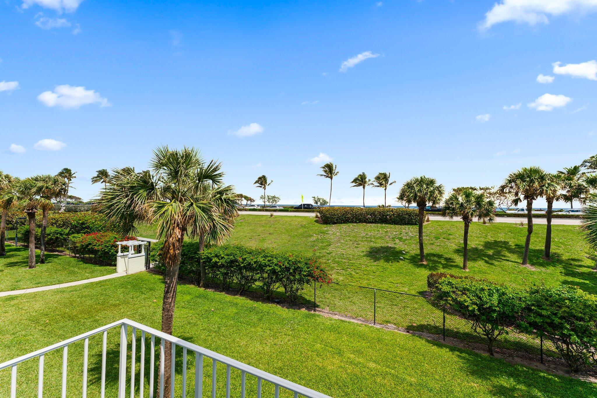 305 Mainsail Circle