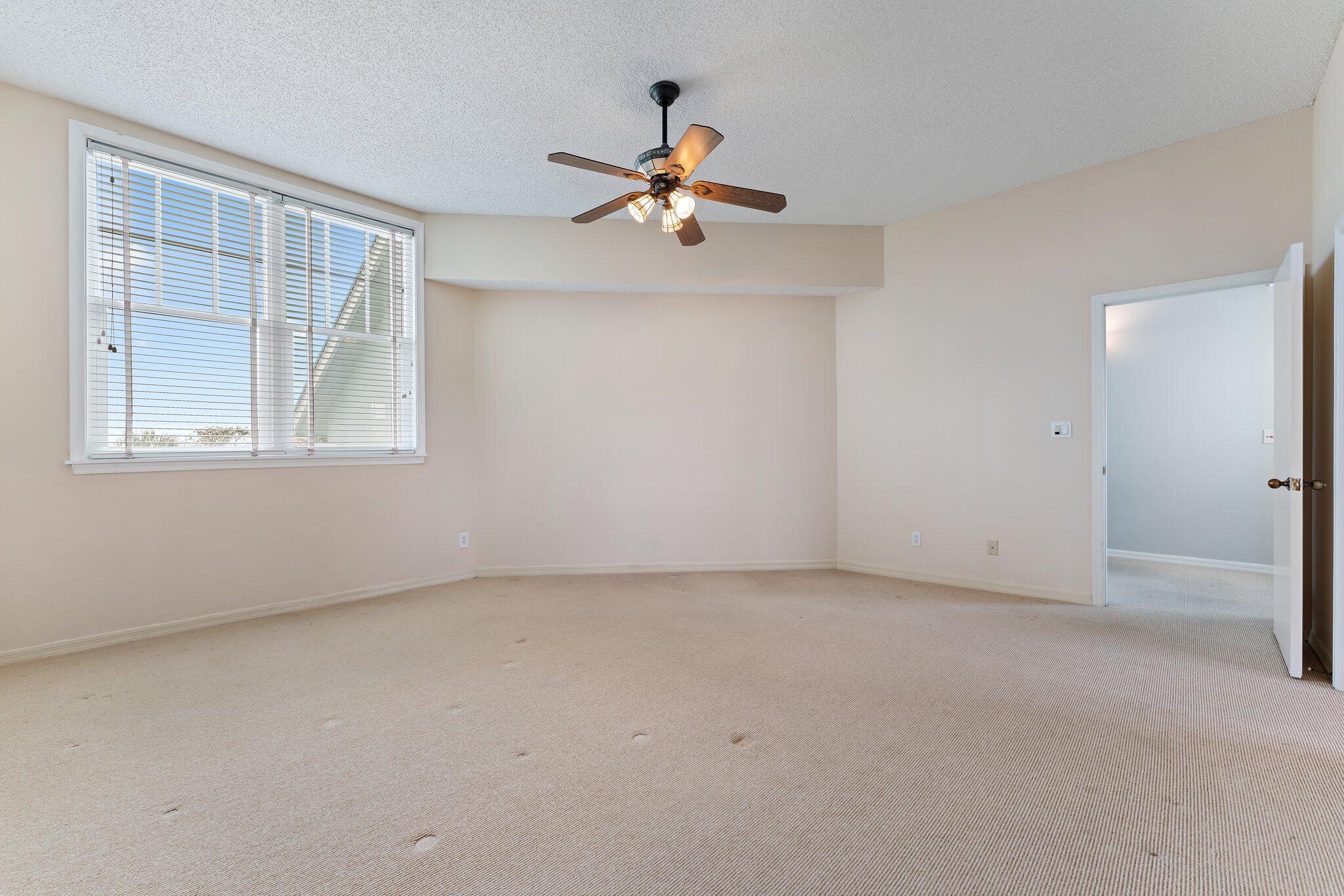305 Mainsail Circle