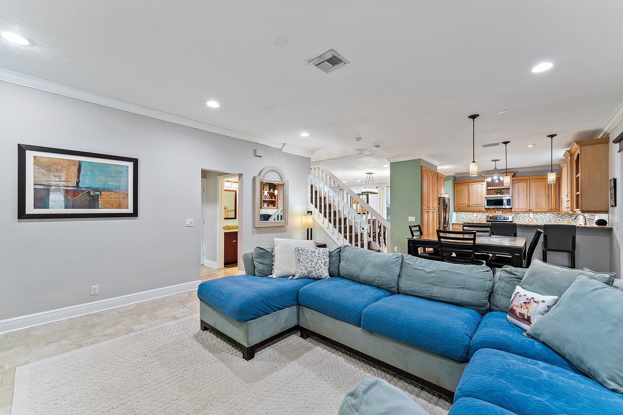 8871 Cicero Drive