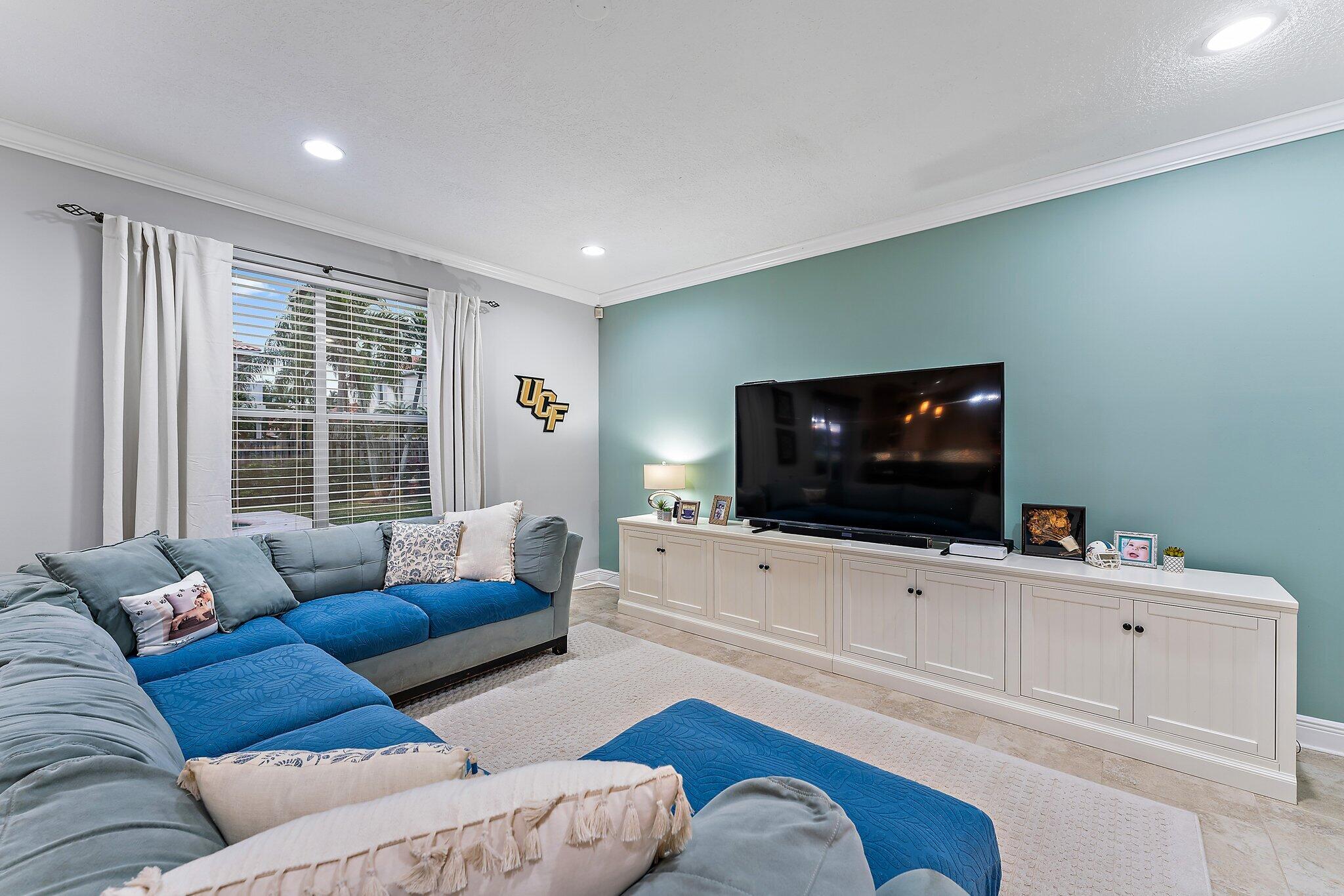 8871 Cicero Drive