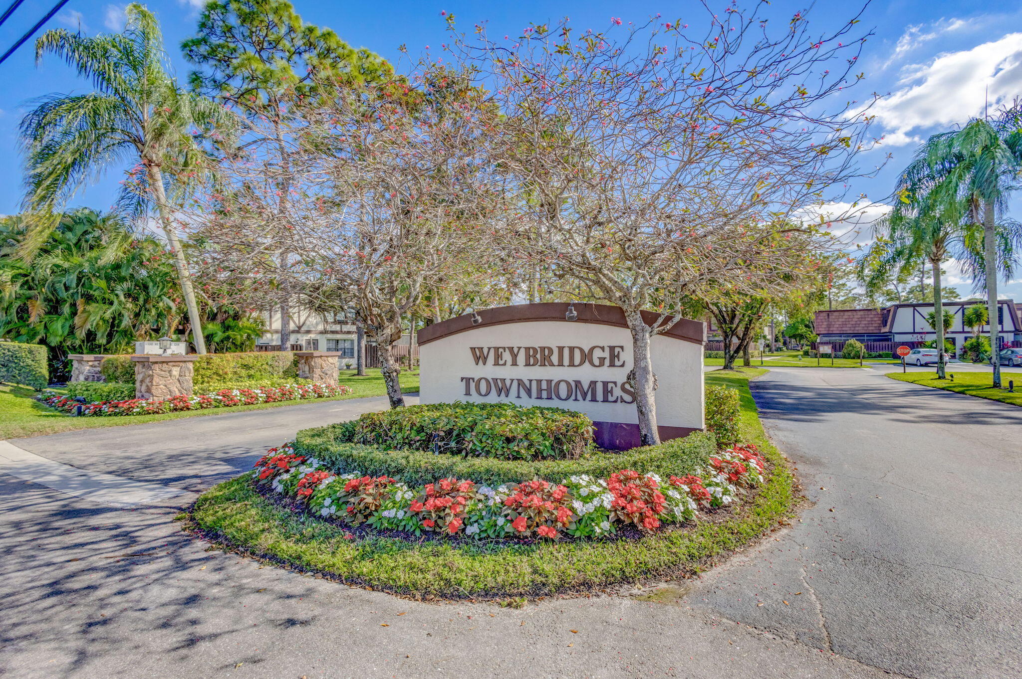 128 Weybridge B Circle B
