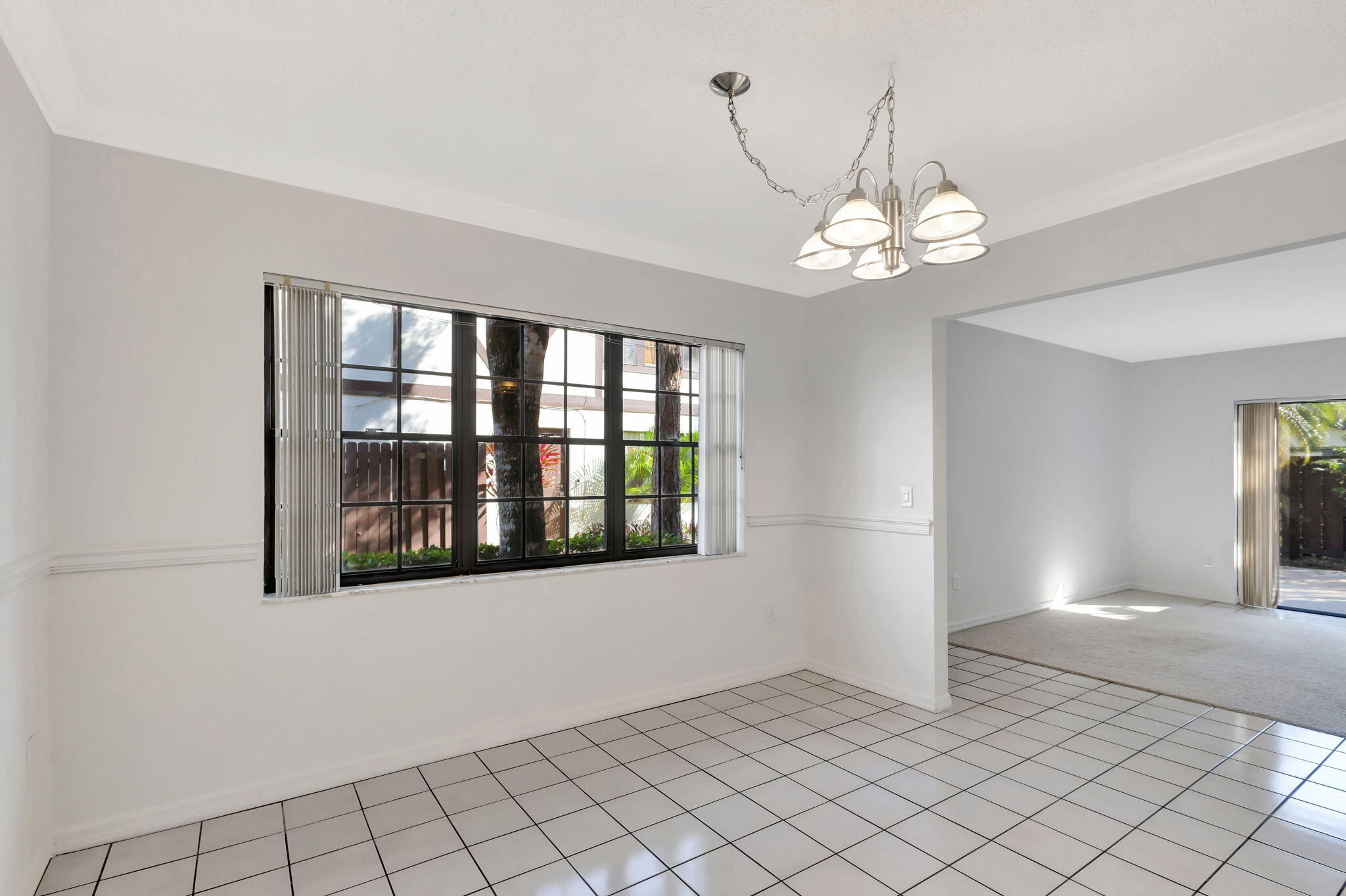 128 Weybridge B Circle B
