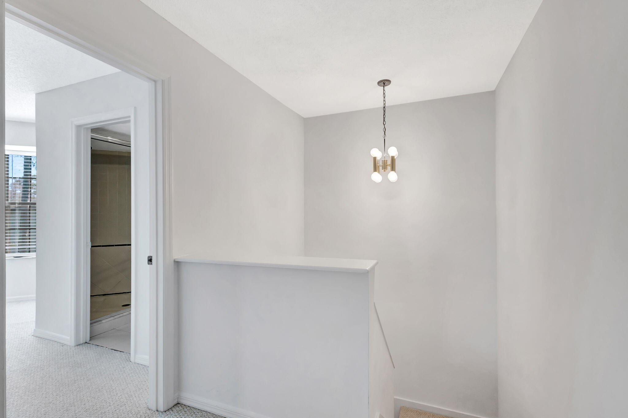 128 Weybridge B Circle B