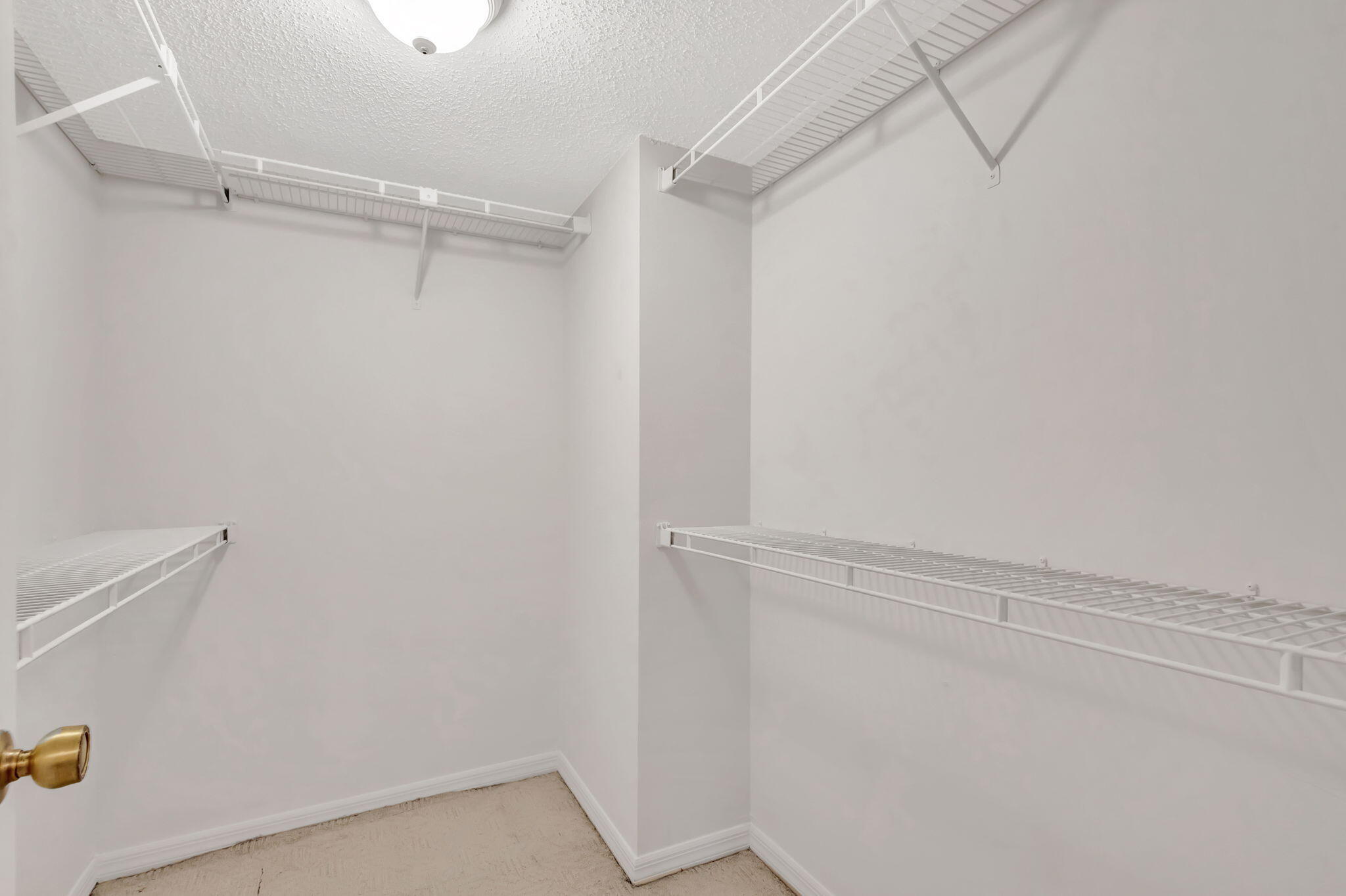 128 Weybridge B Circle B