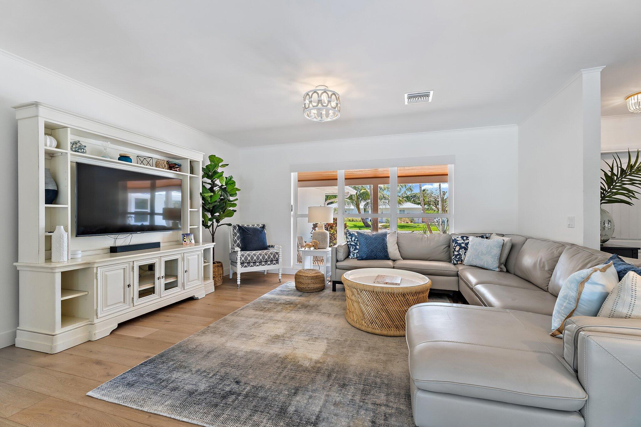 86 Golfview Drive