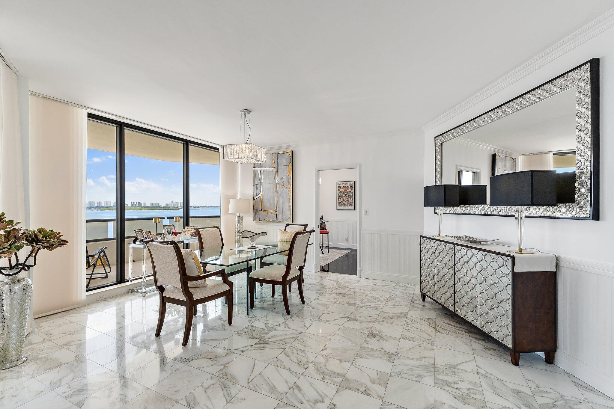 100 Lakeshore Drive 457