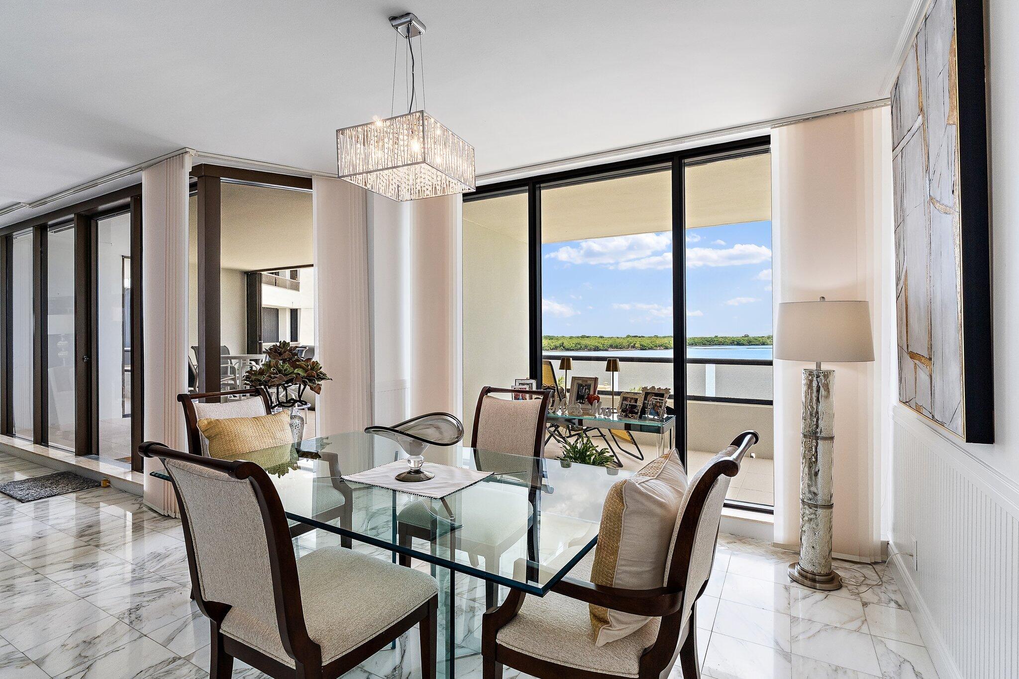 100 Lakeshore Drive 457