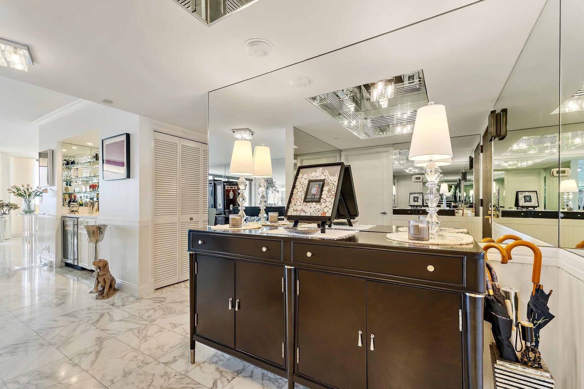 100 Lakeshore Drive 457