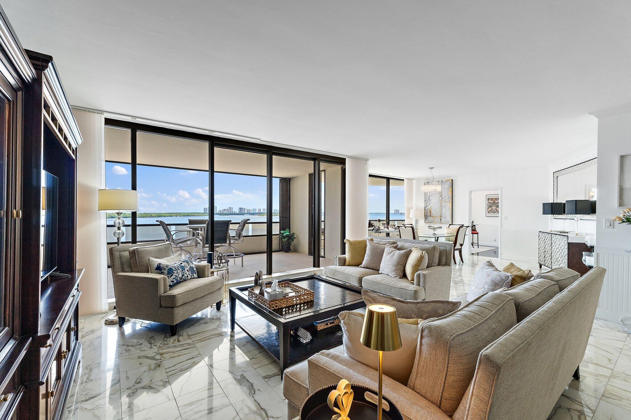 100 Lakeshore Drive 457