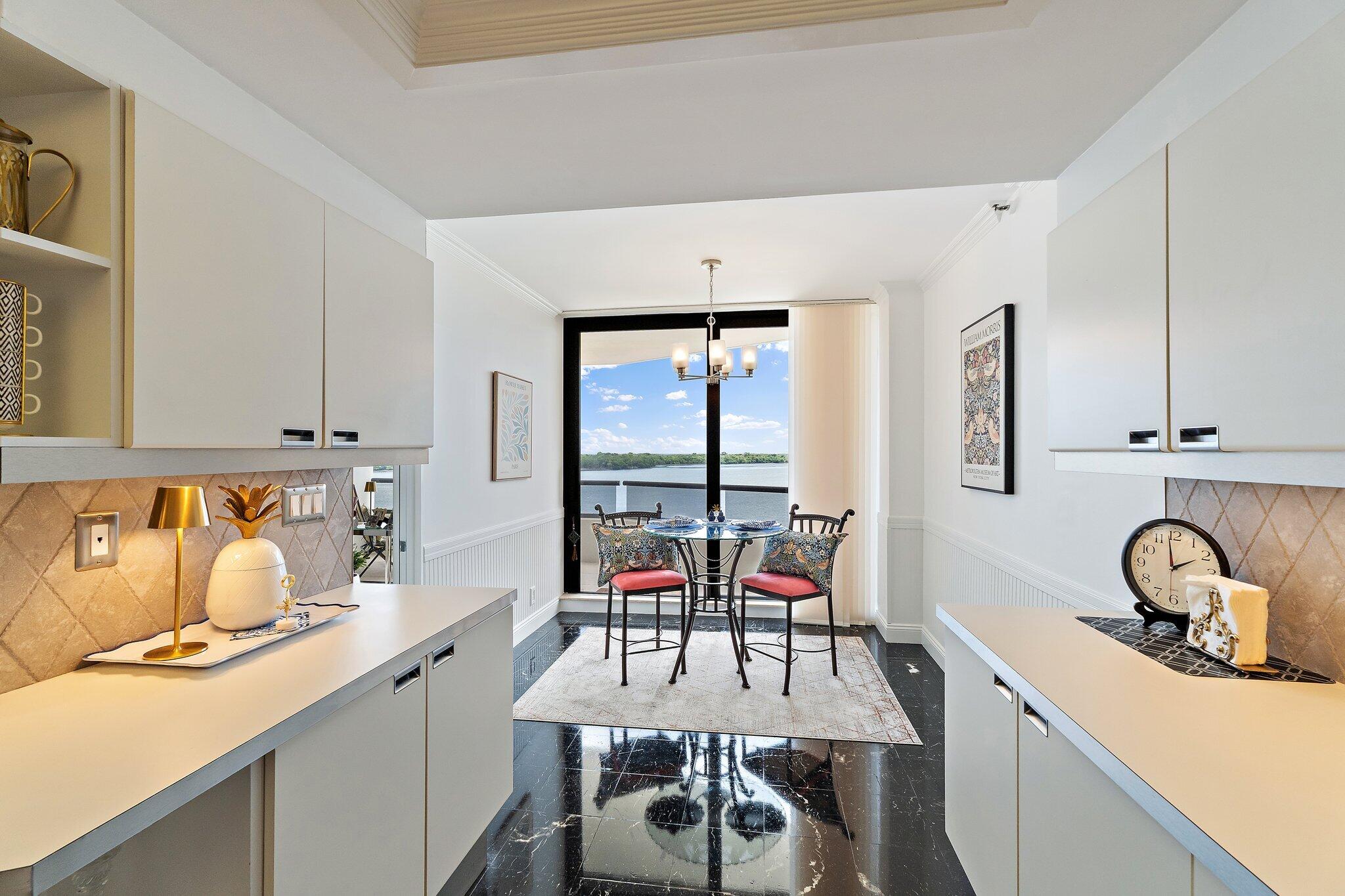 100 Lakeshore Drive 457