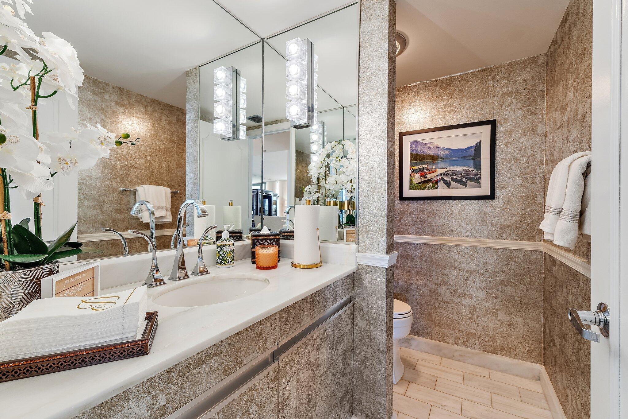 100 Lakeshore Drive 457