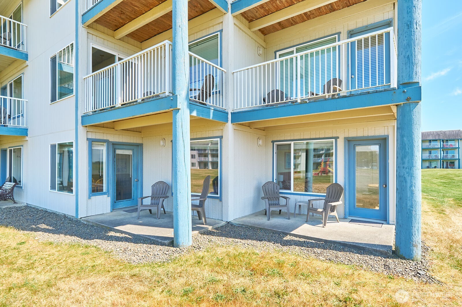 210 26th Street NW Unit: 201/2