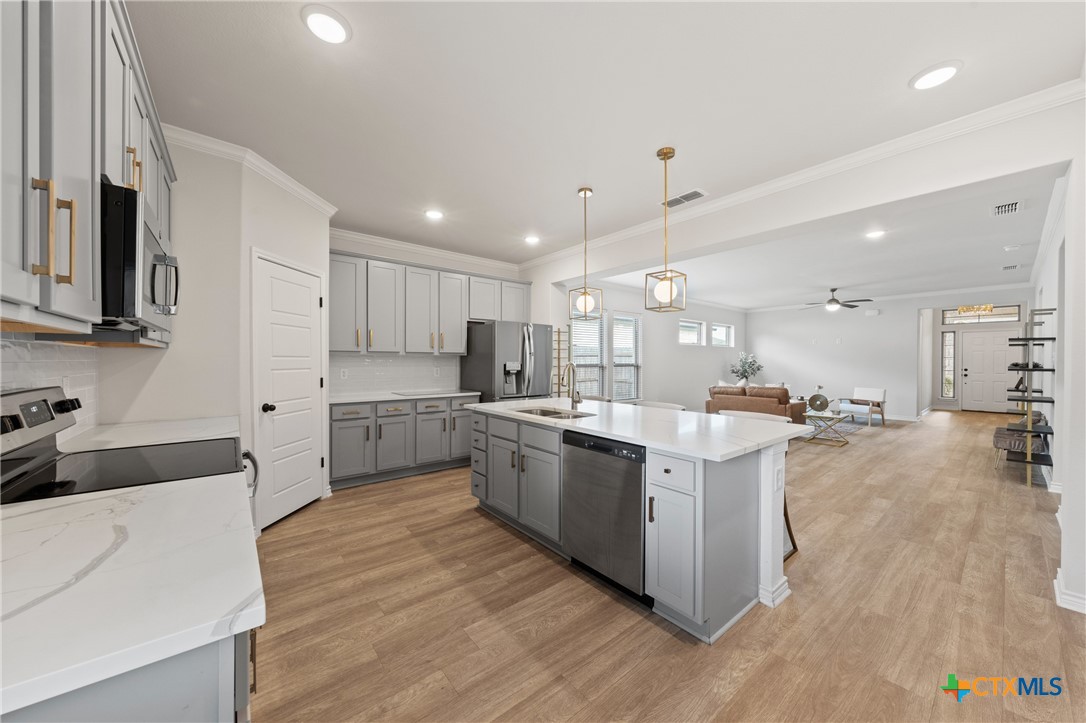 10205 Eaglefire Drive