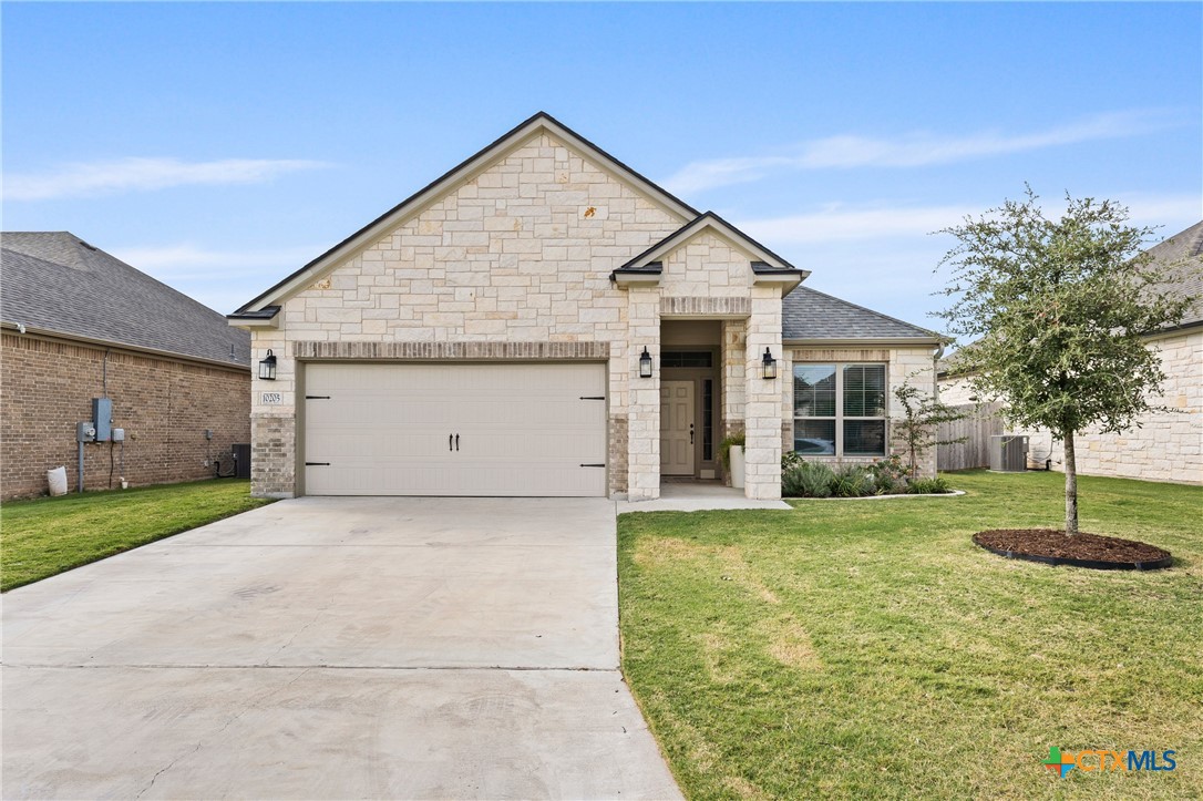 10205 Eaglefire Drive