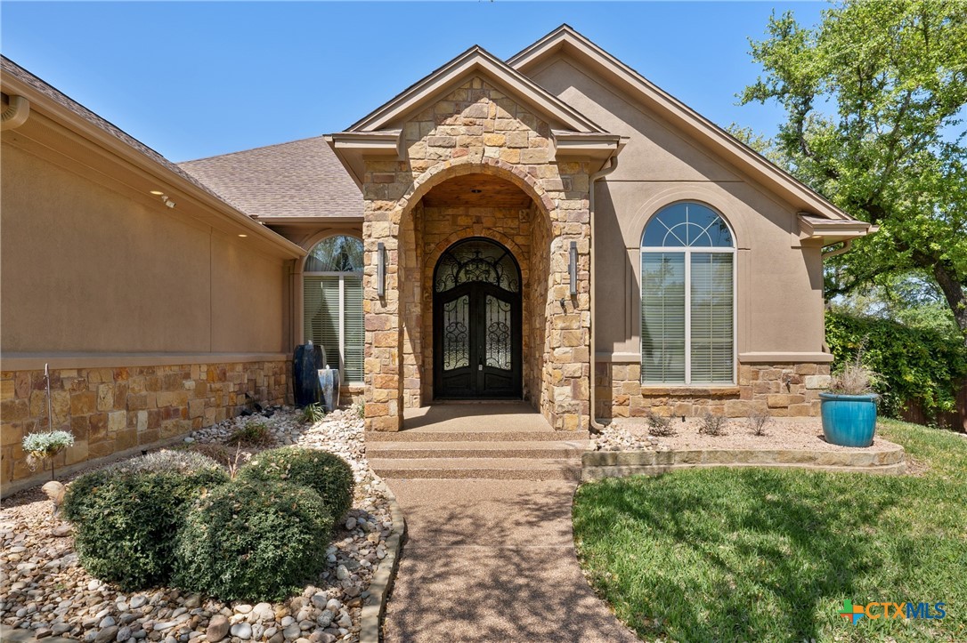 12 Sereno Vista Lane