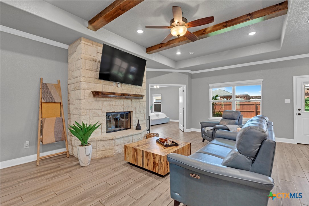 8508 Glade Drive