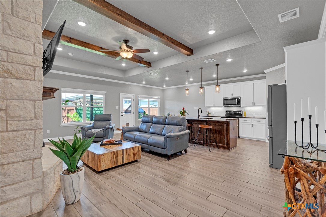 8508 Glade Drive