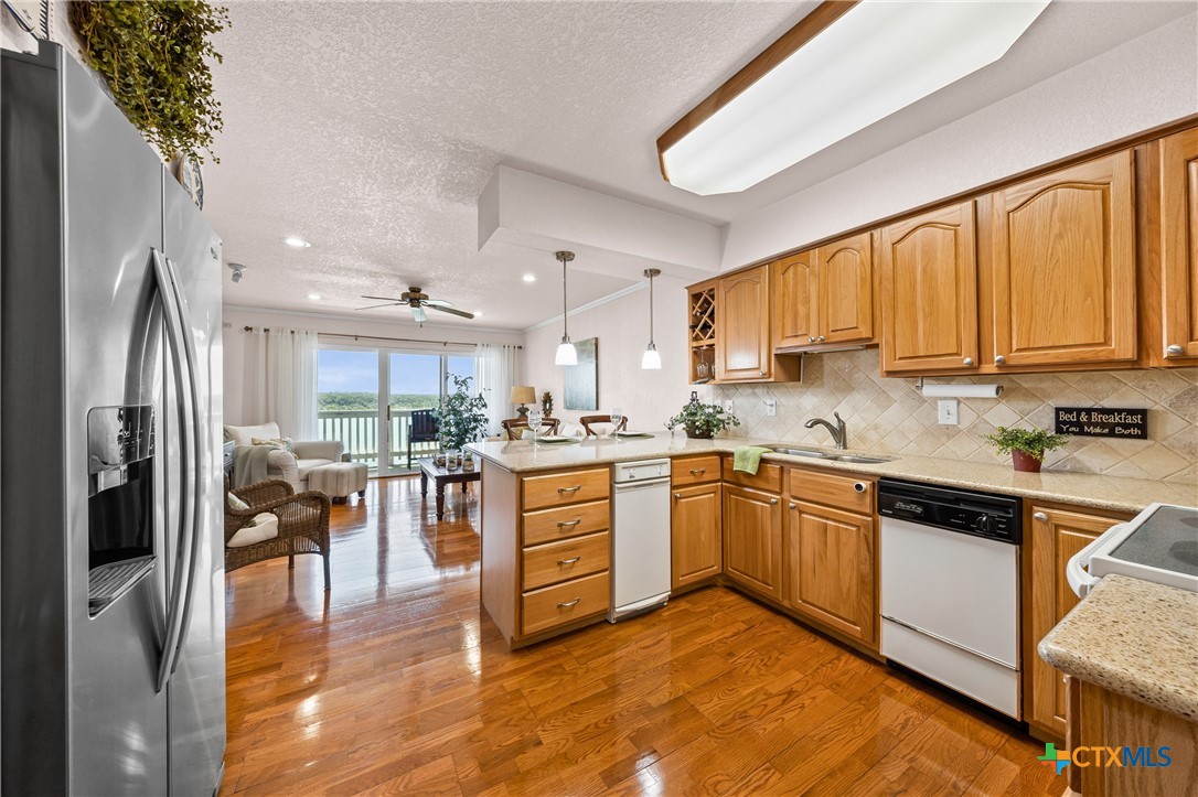 2 Cliffhouse Drive 212