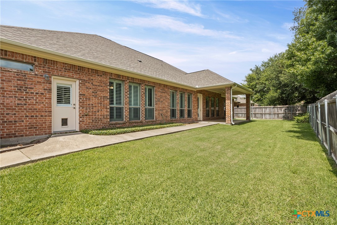 2206 Pheasant Run Lane