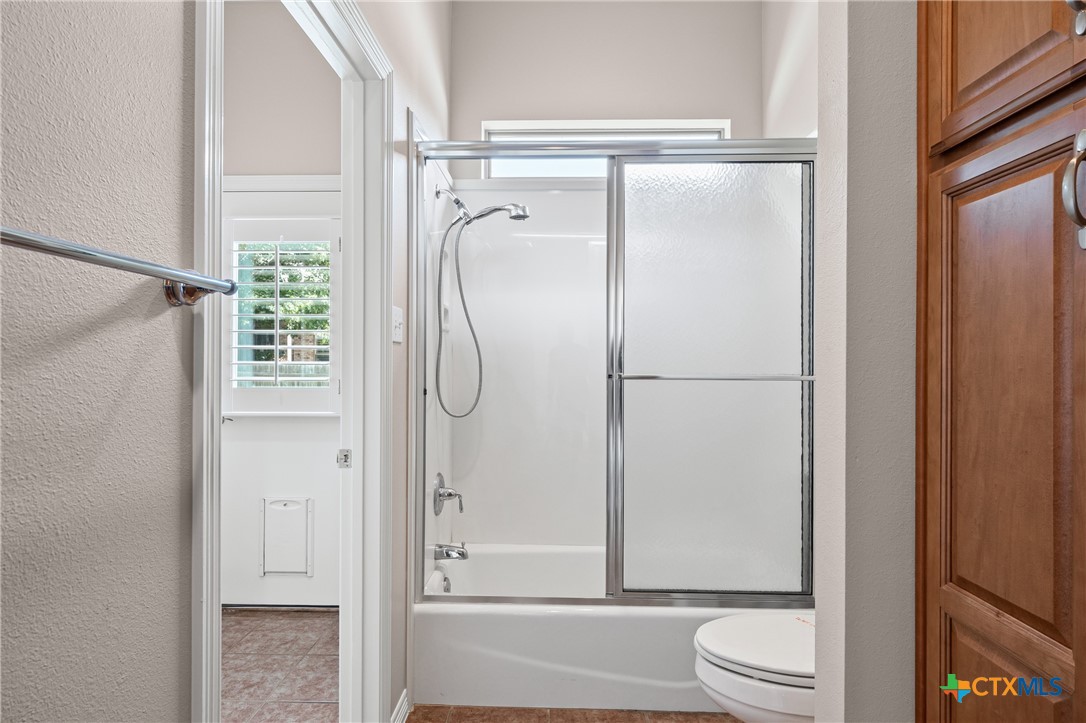 2206 Pheasant Run Lane