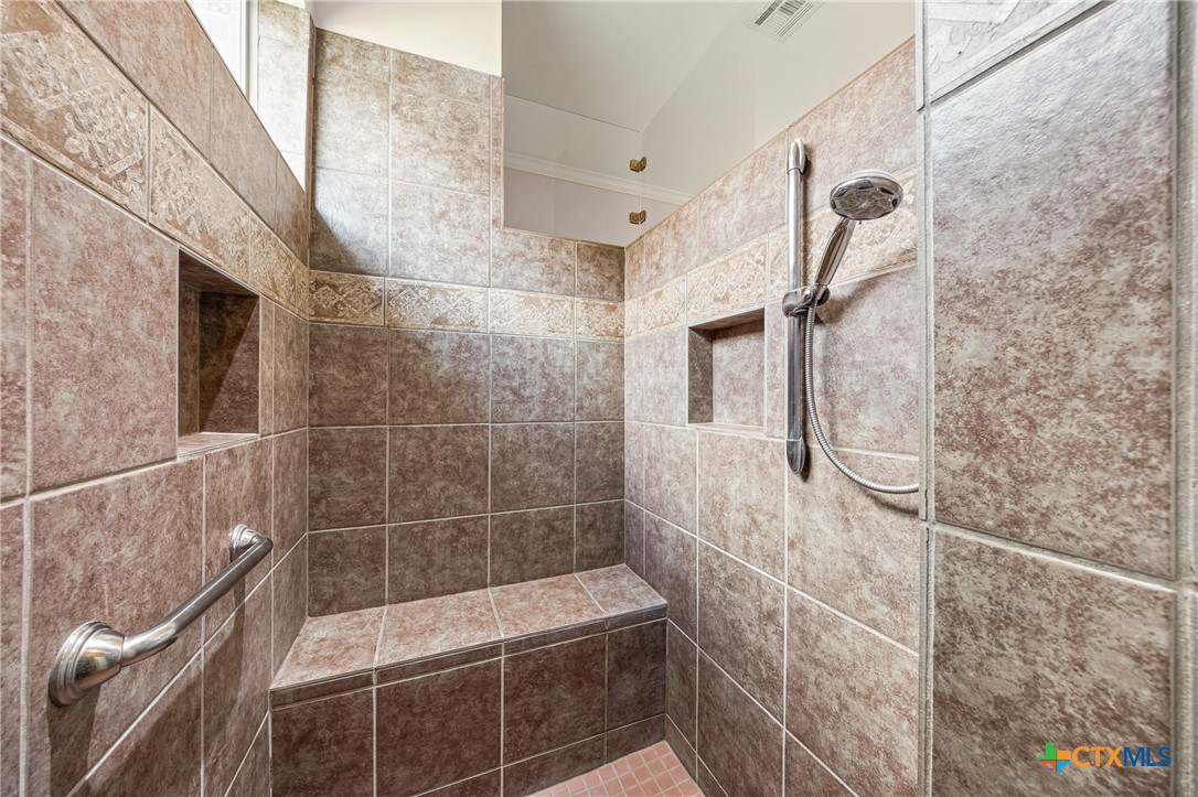 2206 Pheasant Run Lane