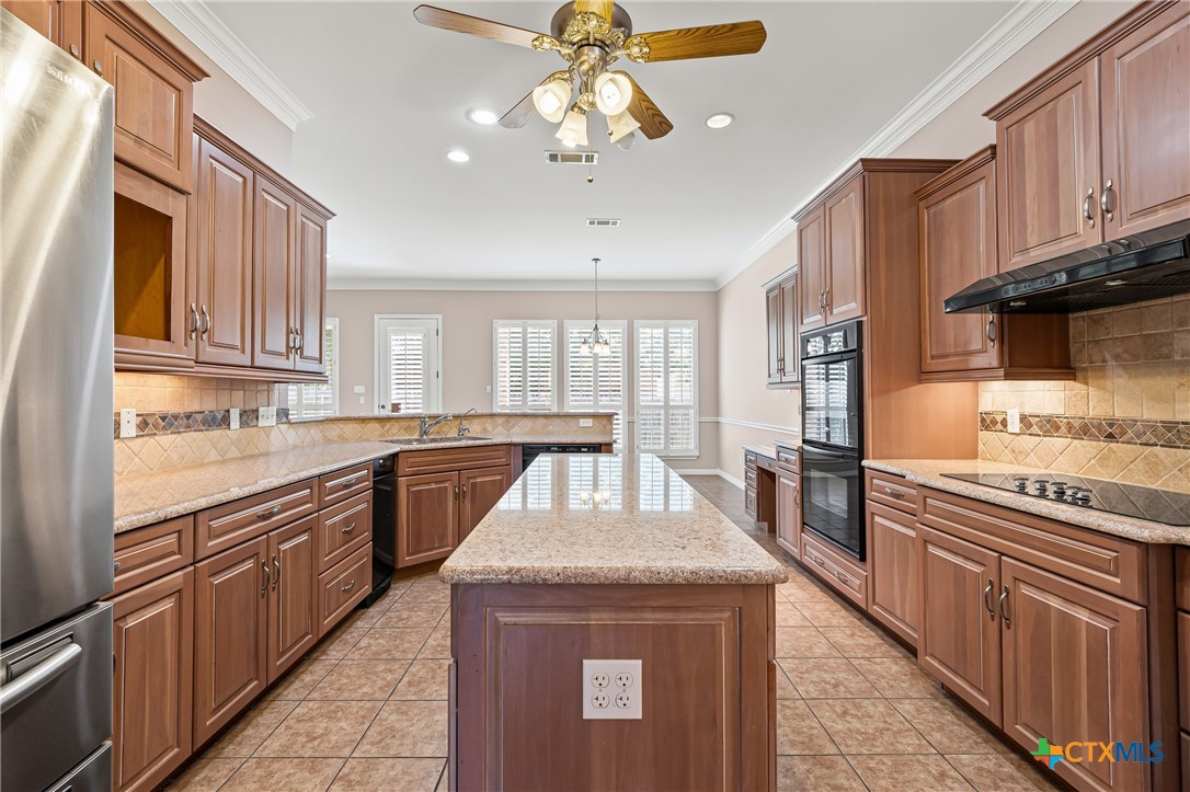 2206 Pheasant Run Lane