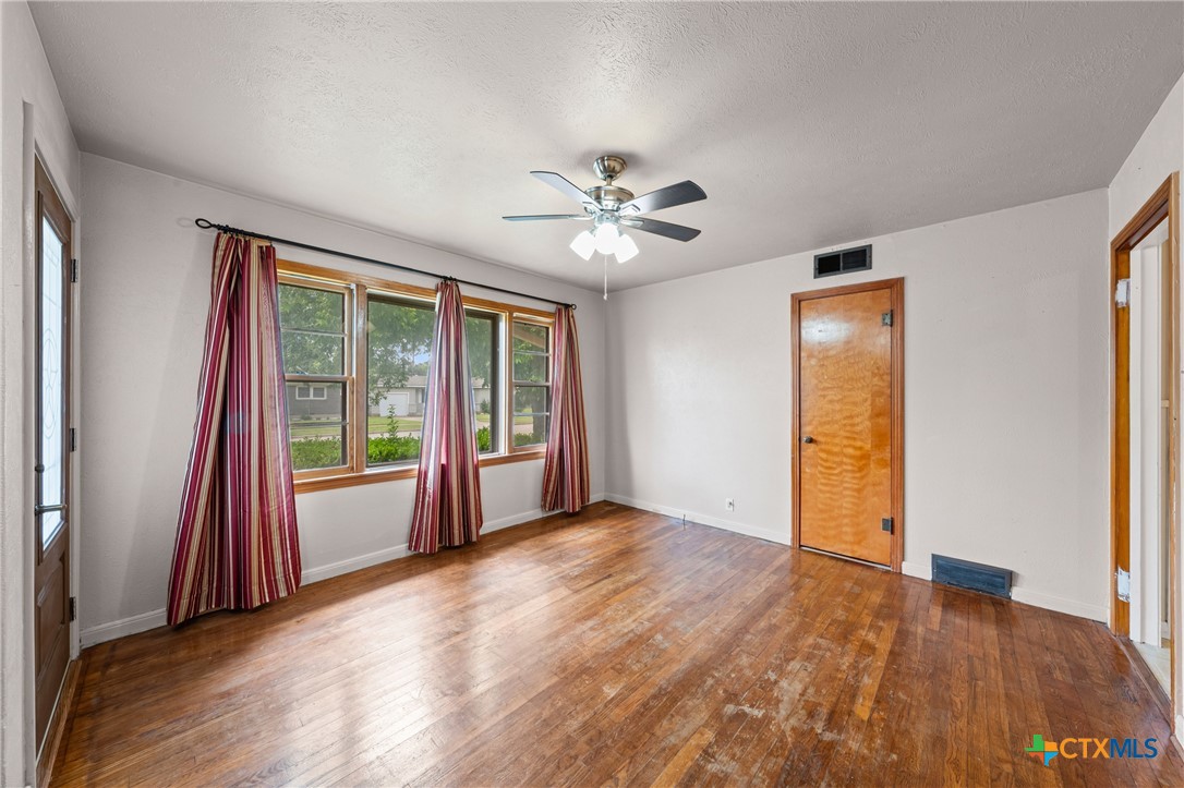 1820 S 49th Street