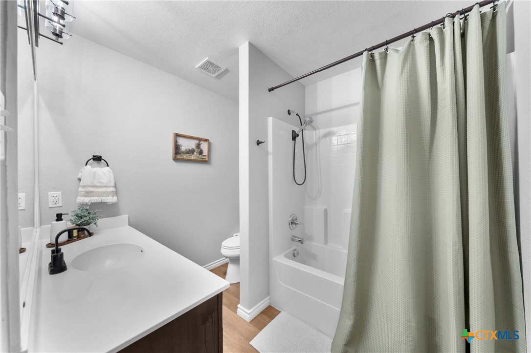 2119 S Jefferson Court