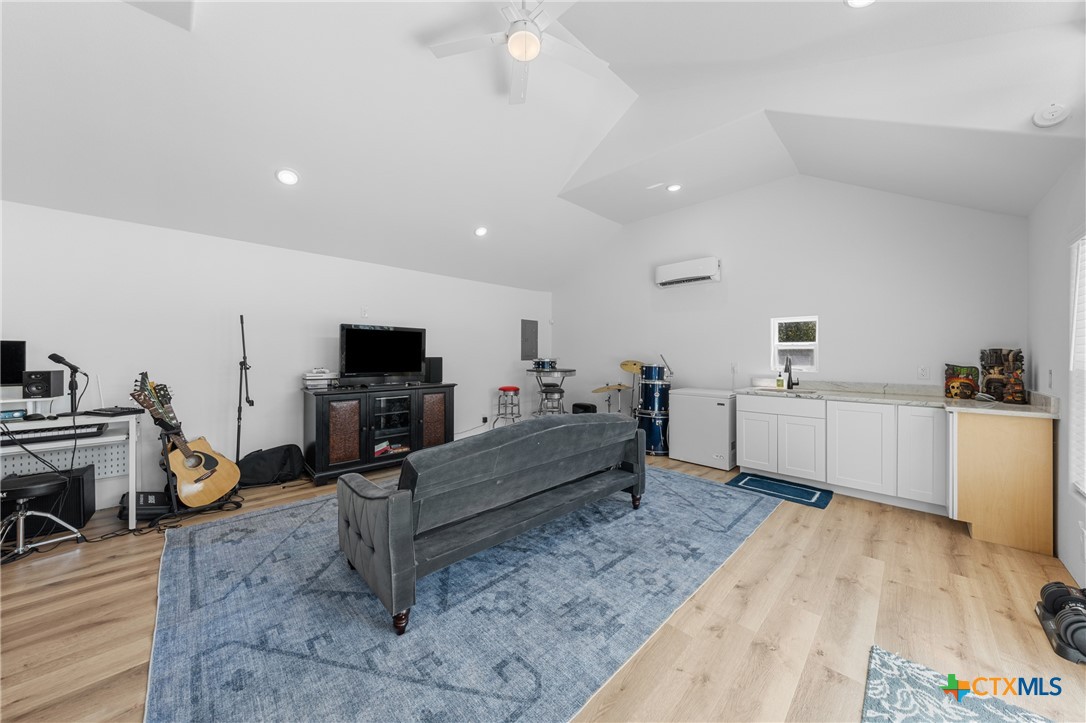 4951 Tollbridge Road C