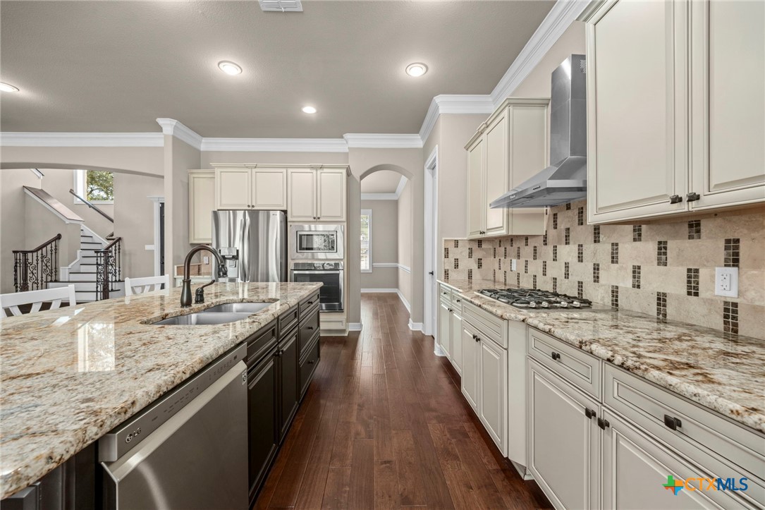 6735 Misty Creek Lane