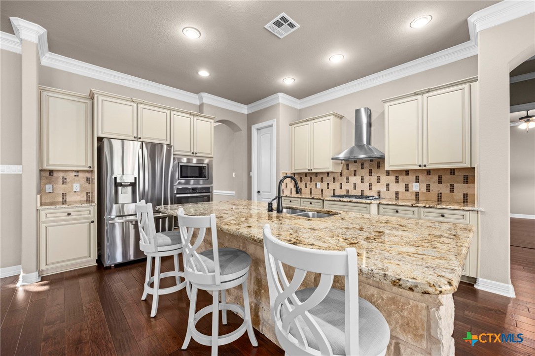 6735 Misty Creek Lane
