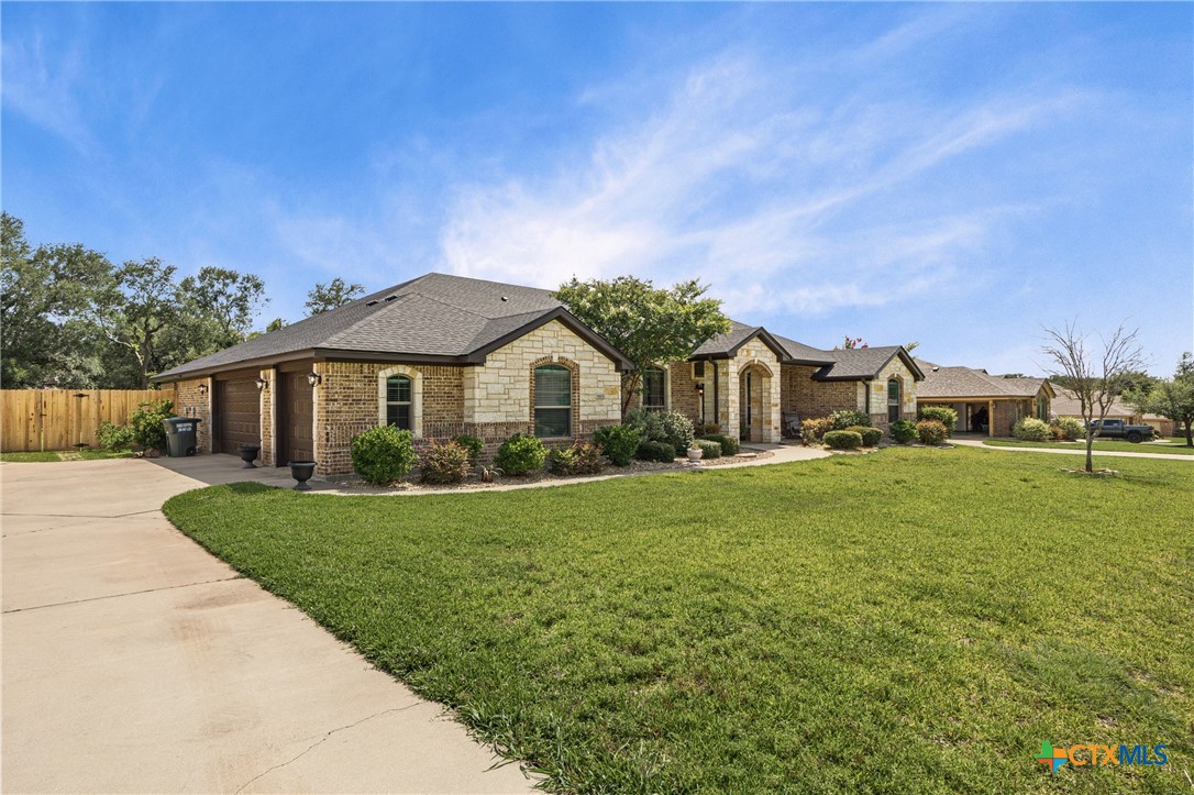 965 Ridgeoak Drive