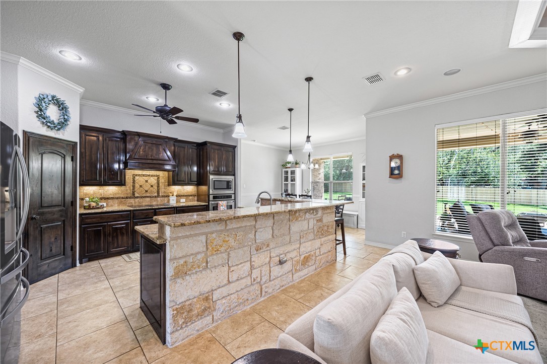 965 Ridgeoak Drive
