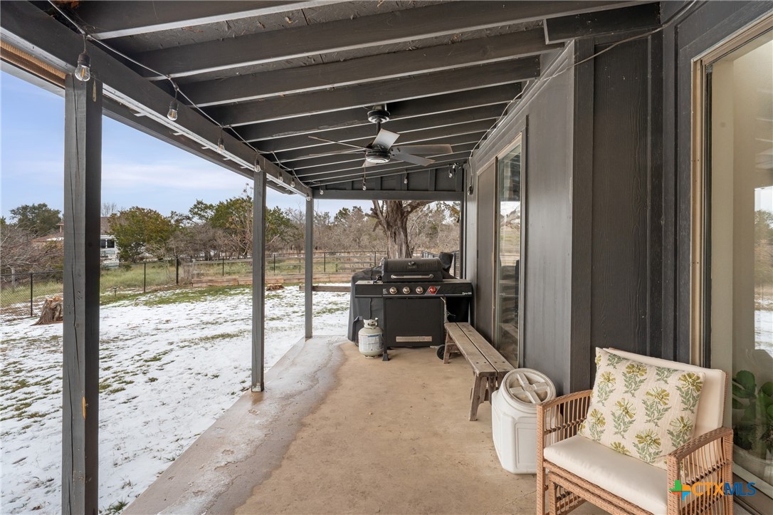 7114 N Lakeview Drive