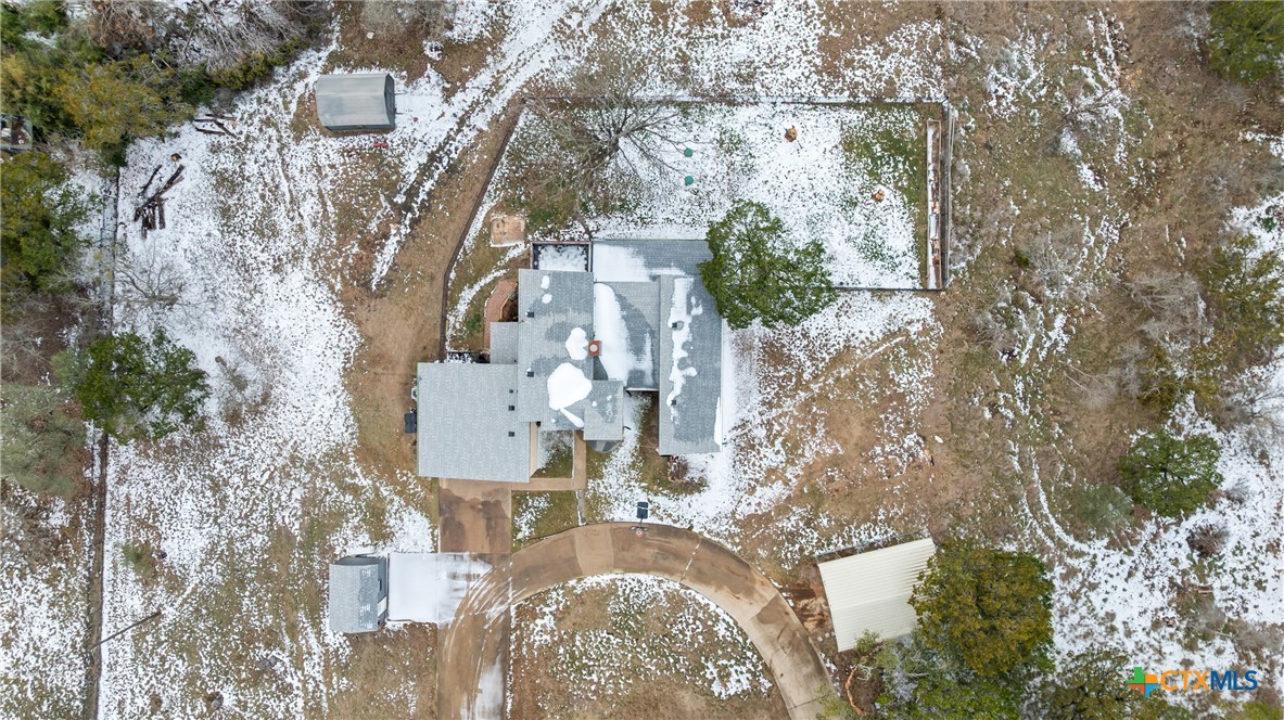 7114 N Lakeview Drive