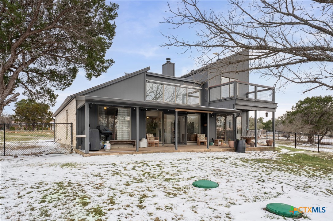 7114 N Lakeview Drive
