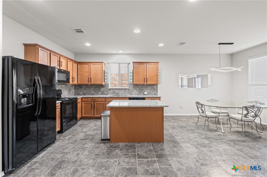 1214 Daffodil Drive