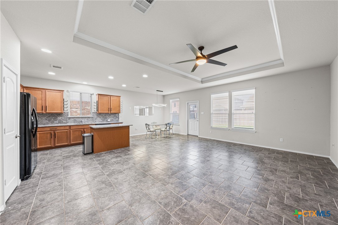 1214 Daffodil Drive