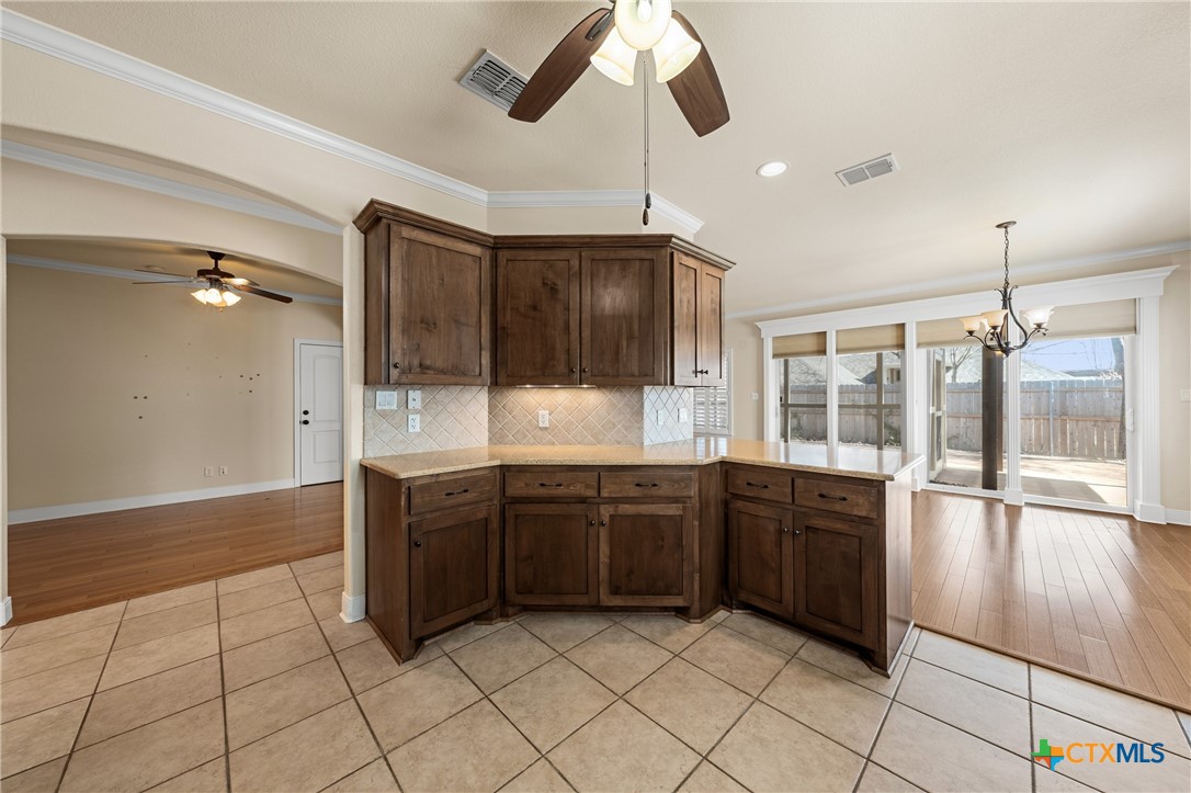 1504 Wisteria Lane