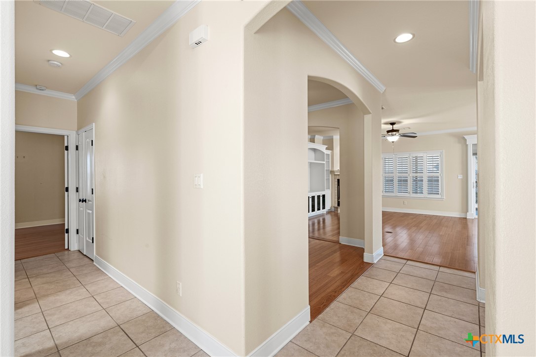1504 Wisteria Lane