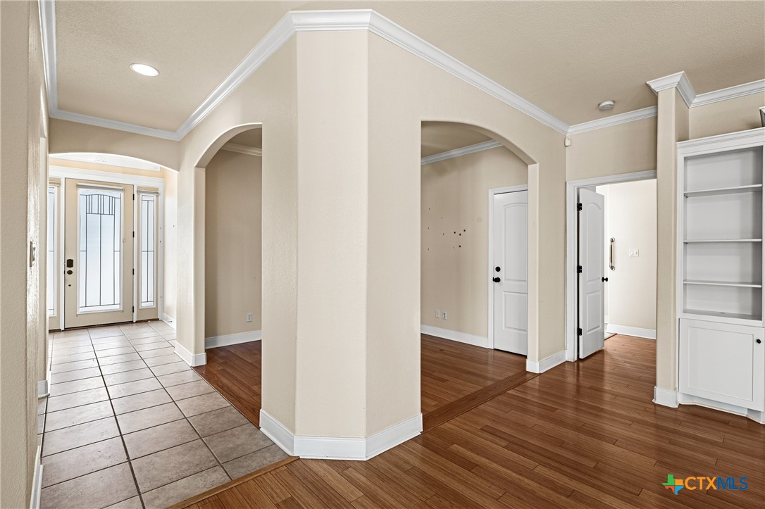 1504 Wisteria Lane