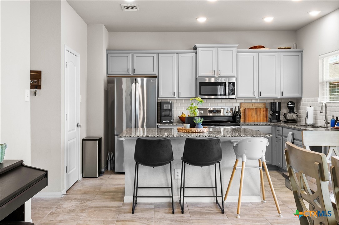 7468 Mossy Ridge Lane