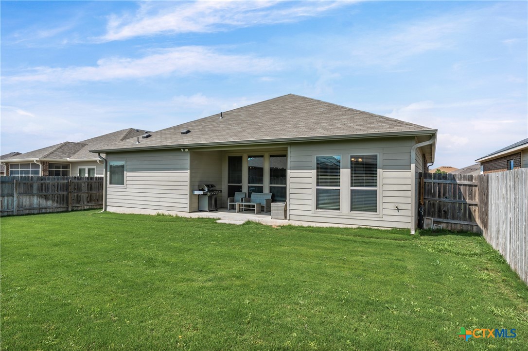 815 Cross Drive