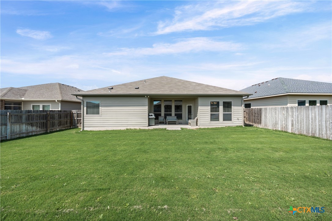 815 Cross Drive